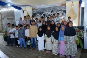 Tulus Berbagi, Alumni MTsN Salatiga 97/98 Kembali Santuni Anak Yatim
