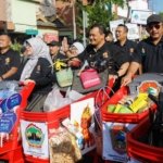 Gubernur Ahmad Luthfi Pimpin Kirab Troli Buka Soloraya Great Sale 2025