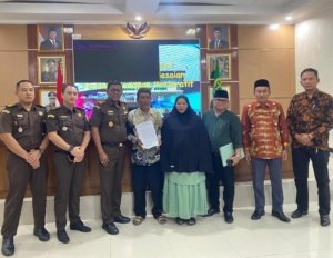 Kejari Demak Hentikan Perkara Petani Lewat Restorative Justice, Subadi Bebas dari Jerat Hukum, Keluarga Menangis Haru
