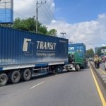 Truk Trailer Tak Kuat Nanjak, Jalur Utama Ungaran-Bawen Sempat Tersendat