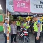 Satlantas Polres Demak Ajak Warga Kibarkan Merah Putih Sambut HUT ke-80 RI