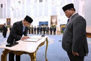 Prabowo Lantik Andi Rahadian sebagai Dubes RI untuk Oman dan Yaman