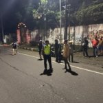 Pemotor Tabrak Belakang Truk di Salatiga, Diduga Kurang Fokus Saat Berkendara