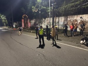 Pemotor Tabrak Belakang Truk di Salatiga, Diduga Kurang Fokus Saat Berkendara