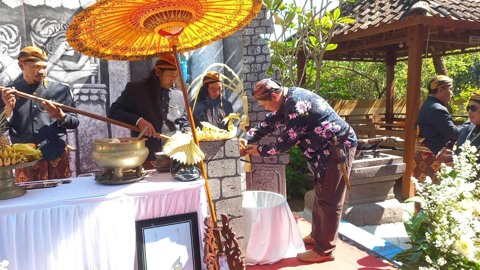 Jamasan Pusaka di Salatiga, Tradisi Merawat Sejarah dengan Air dari Tujuh Mata Air